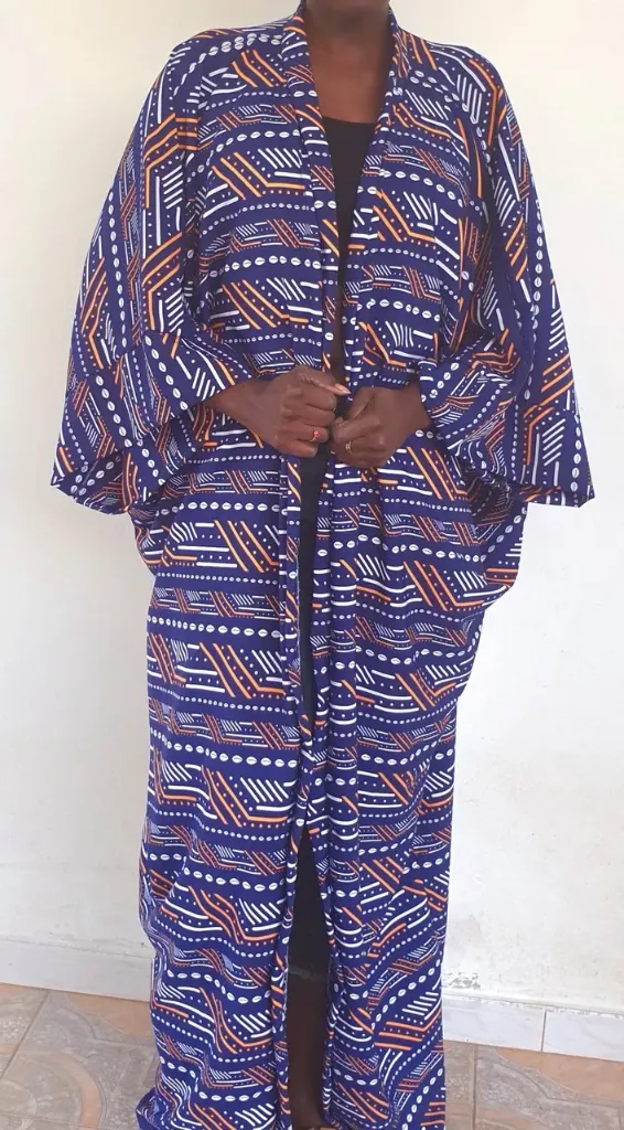 9_kimono bleu motifs blancs orange tissu soie doux taille M 22500.webp