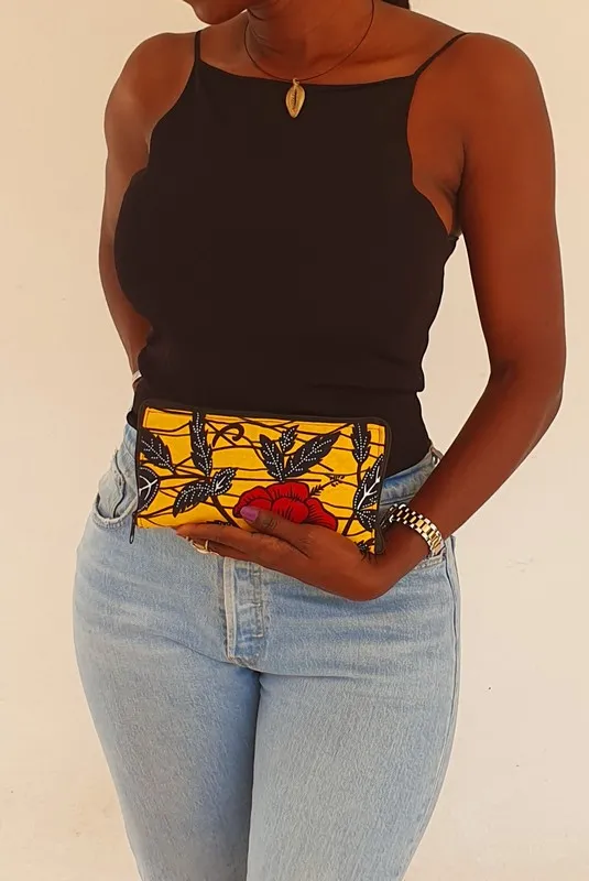 Sac-cabas-repliable-en-wax-jaune-hibiscus-Fleurs-rouges-et-feuilles-pochetts-tote-bag-africain-fait-main-Sénégal.webp