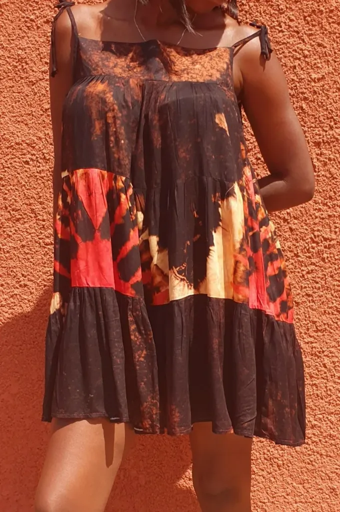 Robe tissu voile patché