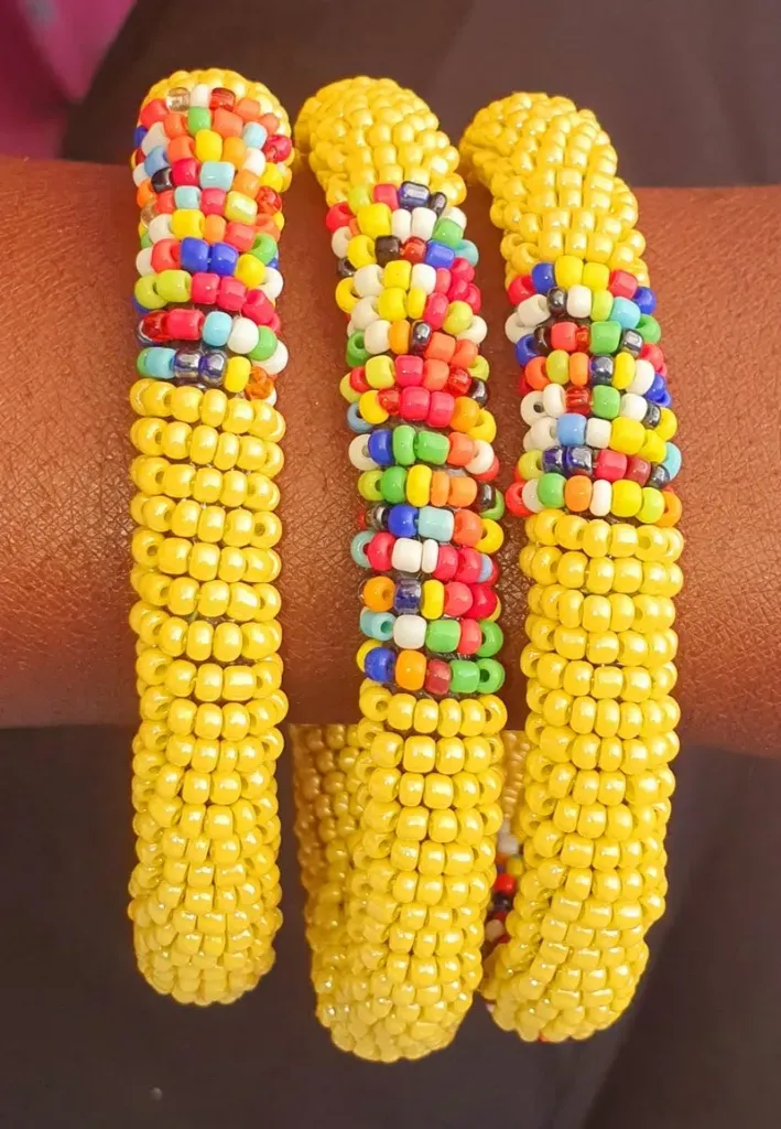 Bracelet en perles vendu à l'unité